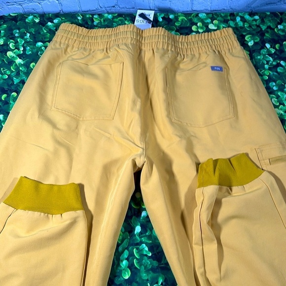 FIGS High Waisted Zamora Jogger Scrub Pants Light Gold Womens Size XXL/T PO 1998 - Picture 3 of 13